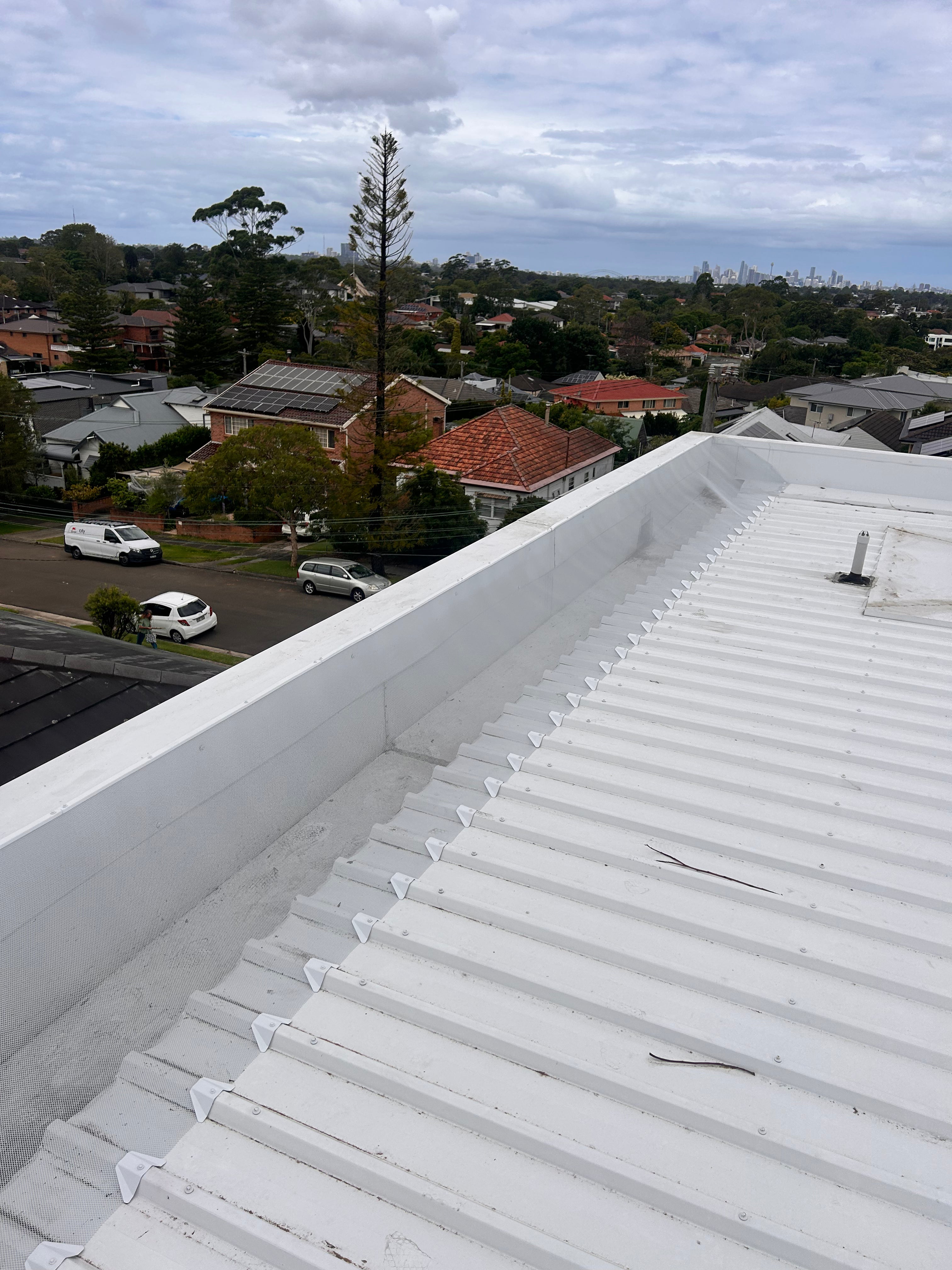 Trimdek Box Gutter - 3.5mm Aluminium - Gutter Guard Kit